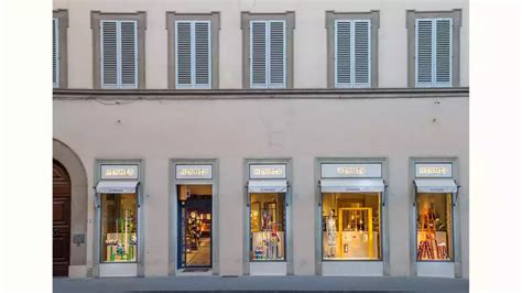 hermes italia s.p.a c o trafi srl varese|Hermes Stores Italy .